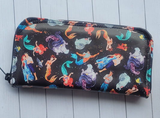 Classic Zip around Wallet